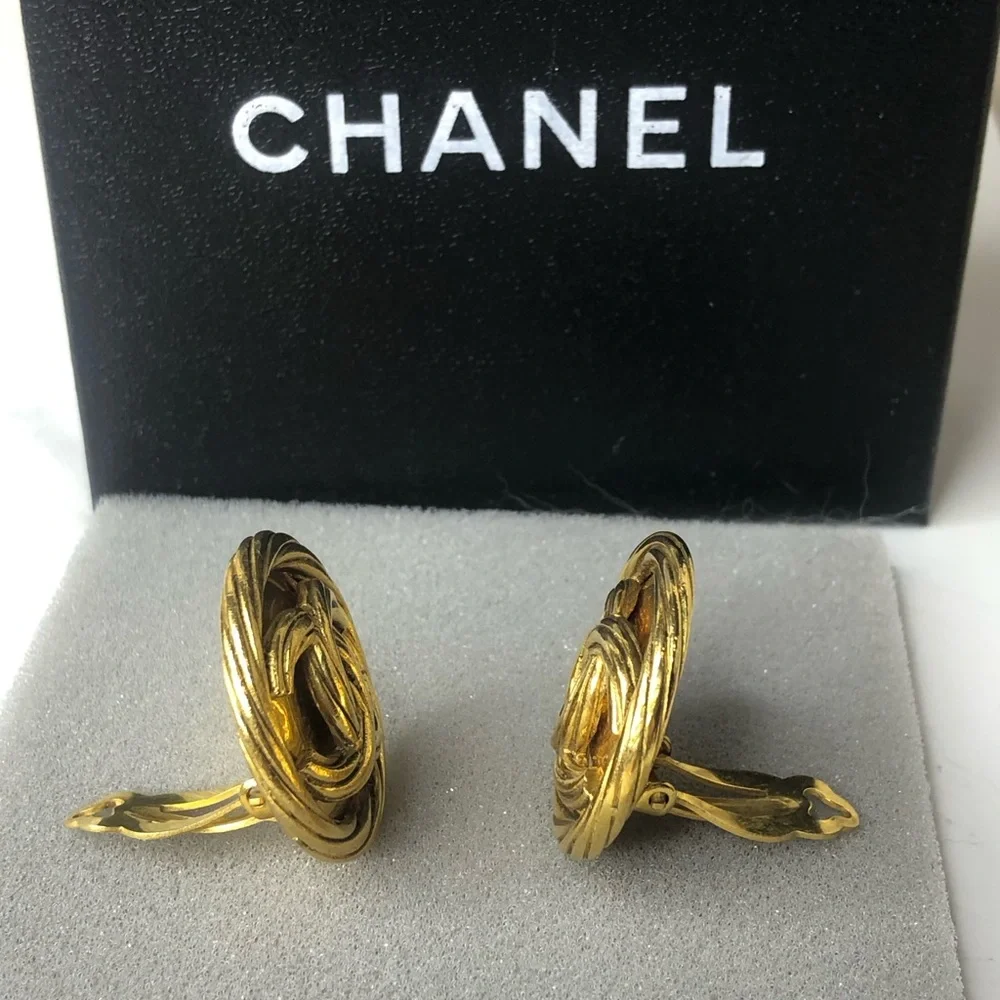 CHANEL Gold Interlinked CC Rope Bezel Detail Statement Earrings w/ Box